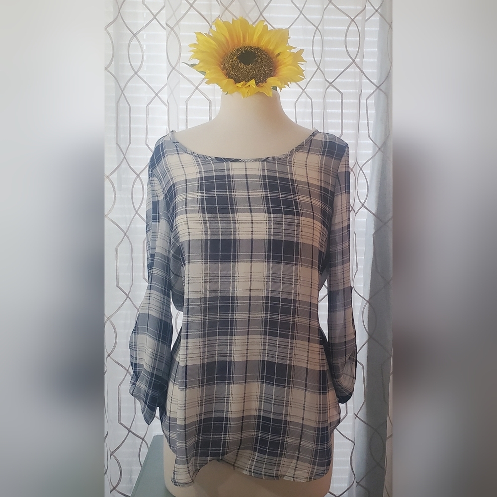 NWT DNA Couture Large Sheer Blue/White Plaid Top